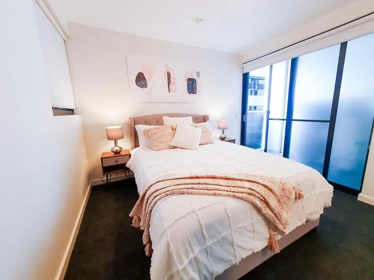 Adelaide City Loft Apartment